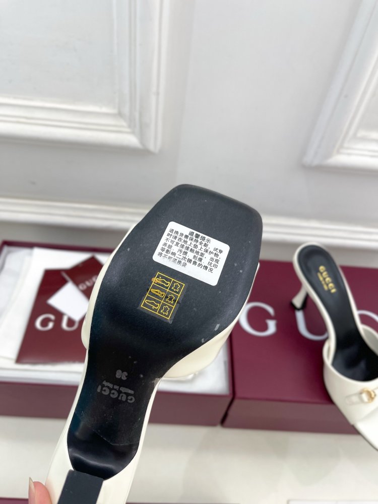 Босоножки на высоком каблуке фото 9