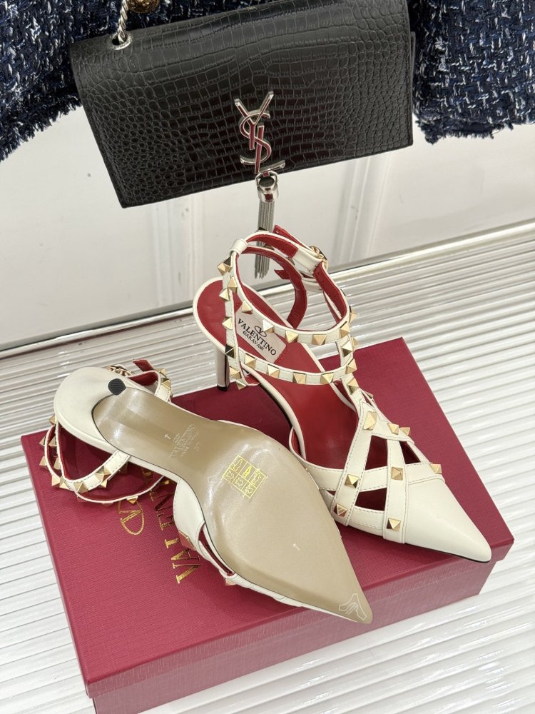 Босоножки на высоком каблуке фото 9