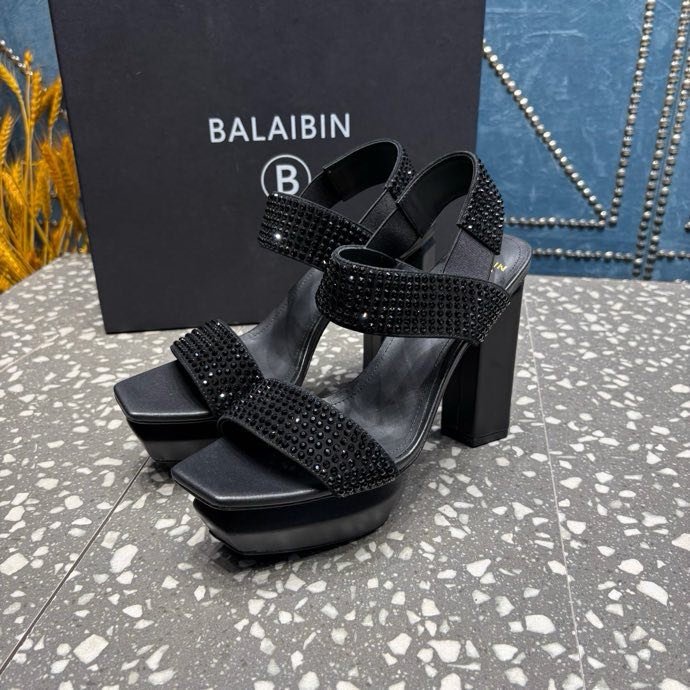 Босоножки платформе и каблуке фото 5