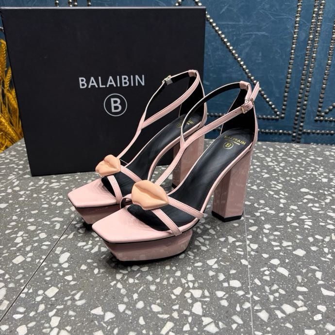 Босоножки платформе и каблуке фото 7