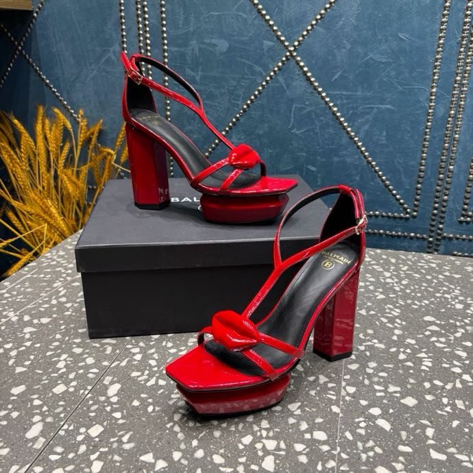 Босоножки платформе и каблуке фото 8