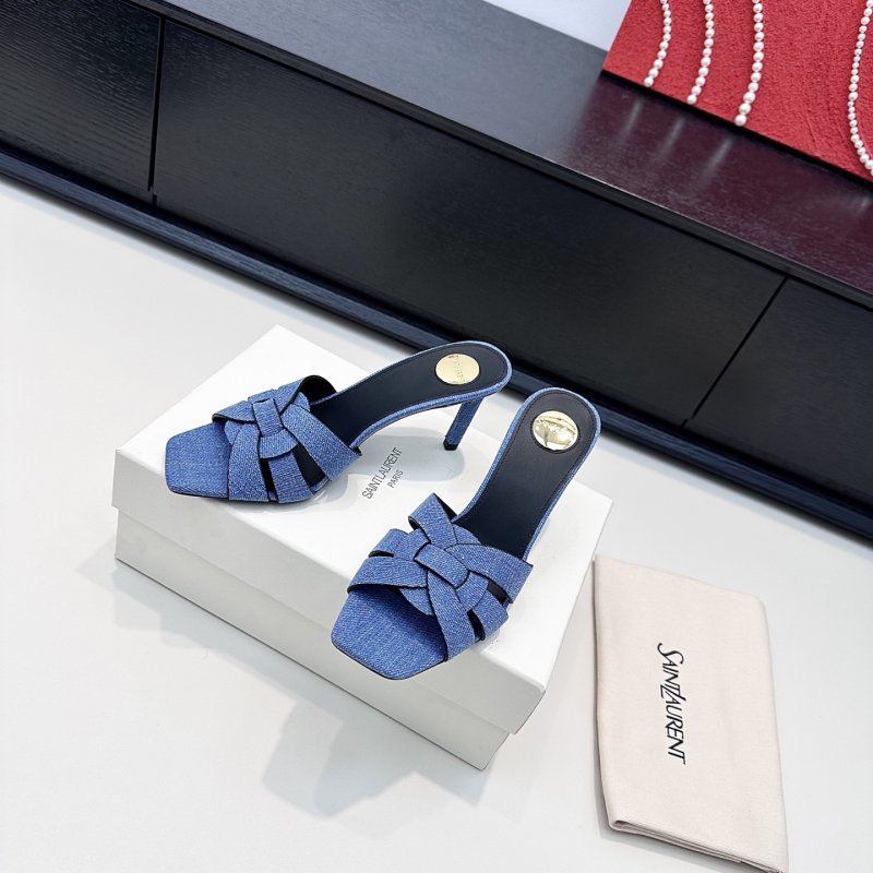 Sandals braided from square the toe