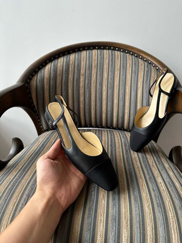 Босоніжки Slingback