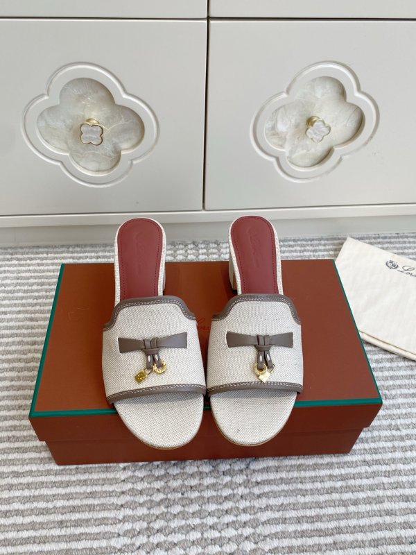 Sandals Summer Charms