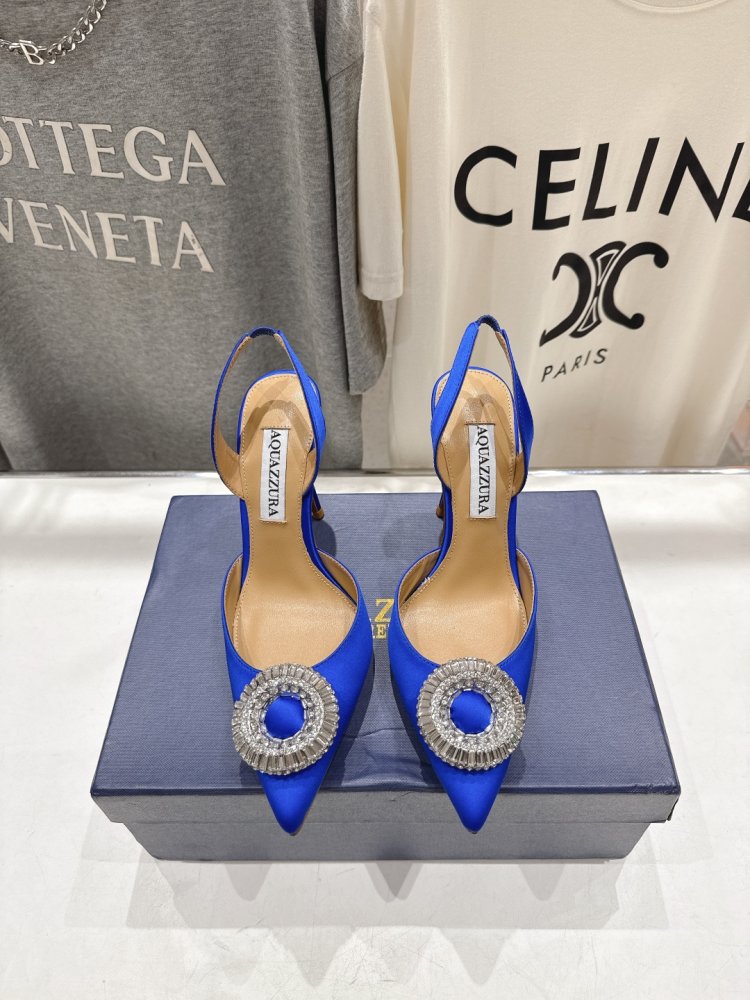 Босоніжки жіночі на шпильці з закритим носком і декором з кристалів фото 2