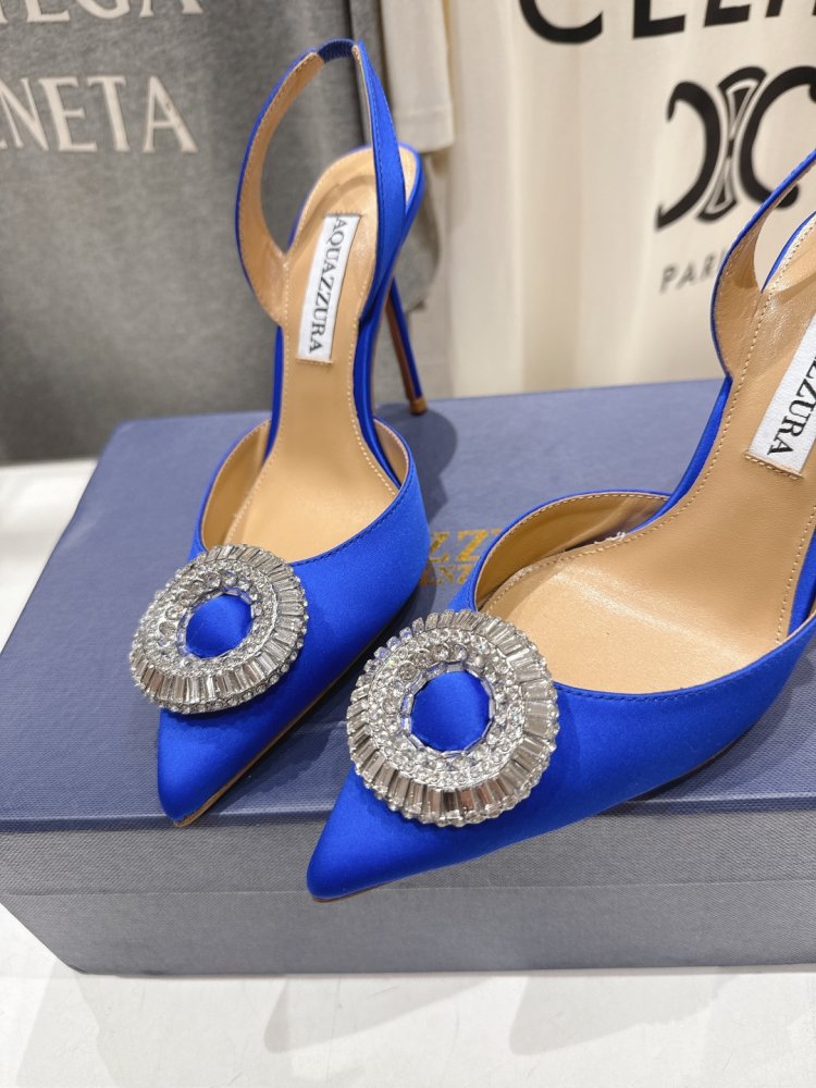 Босоніжки жіночі на шпильці з закритим носком і декором з кристалів фото 7