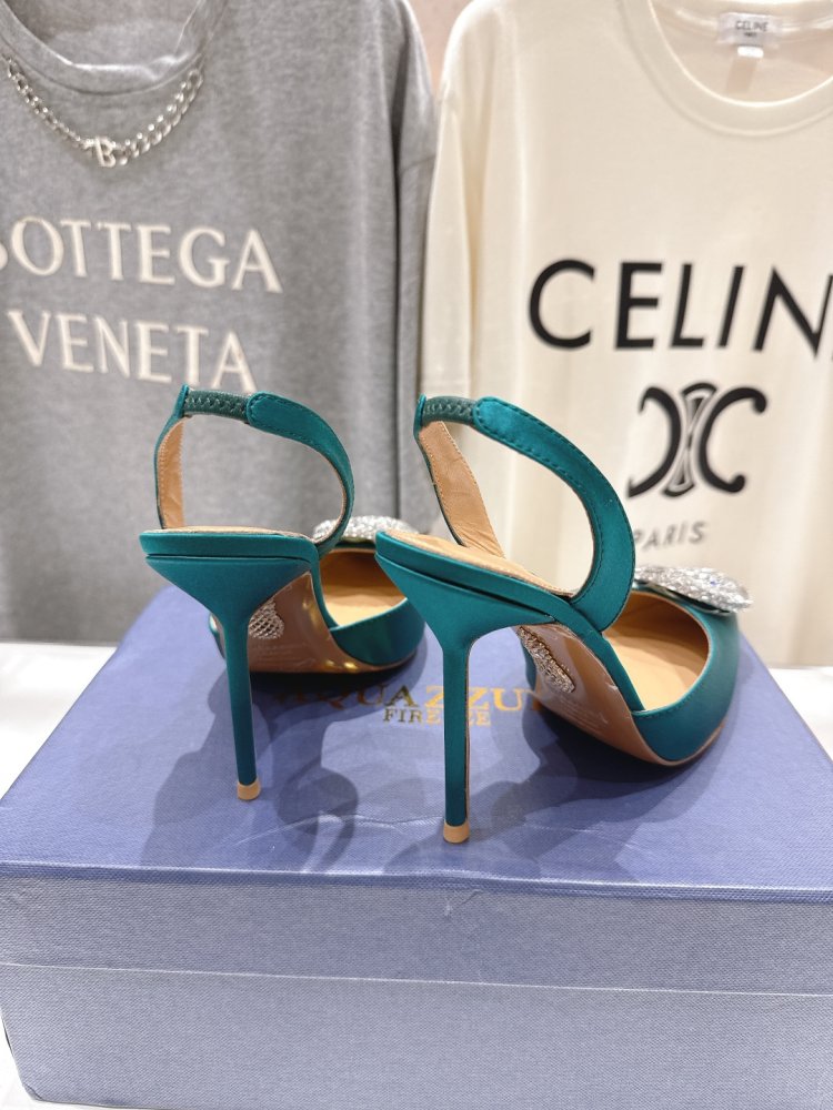 Босоніжки жіночі на шпильці з закритим носком і декором з кристалів фото 8