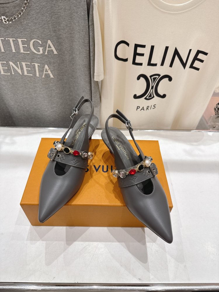 Босоножки женские с открытой пяткой с ремешком