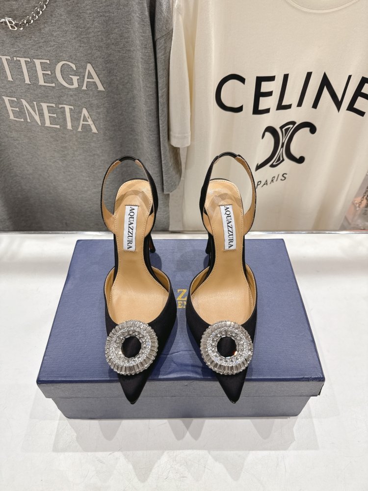 Босоніжки жіночі замшеві на шпильці з закритим носком і декором з кристалів фото 2