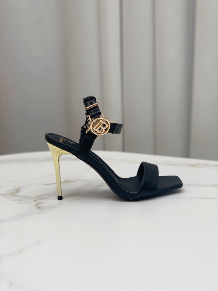 Босоножки