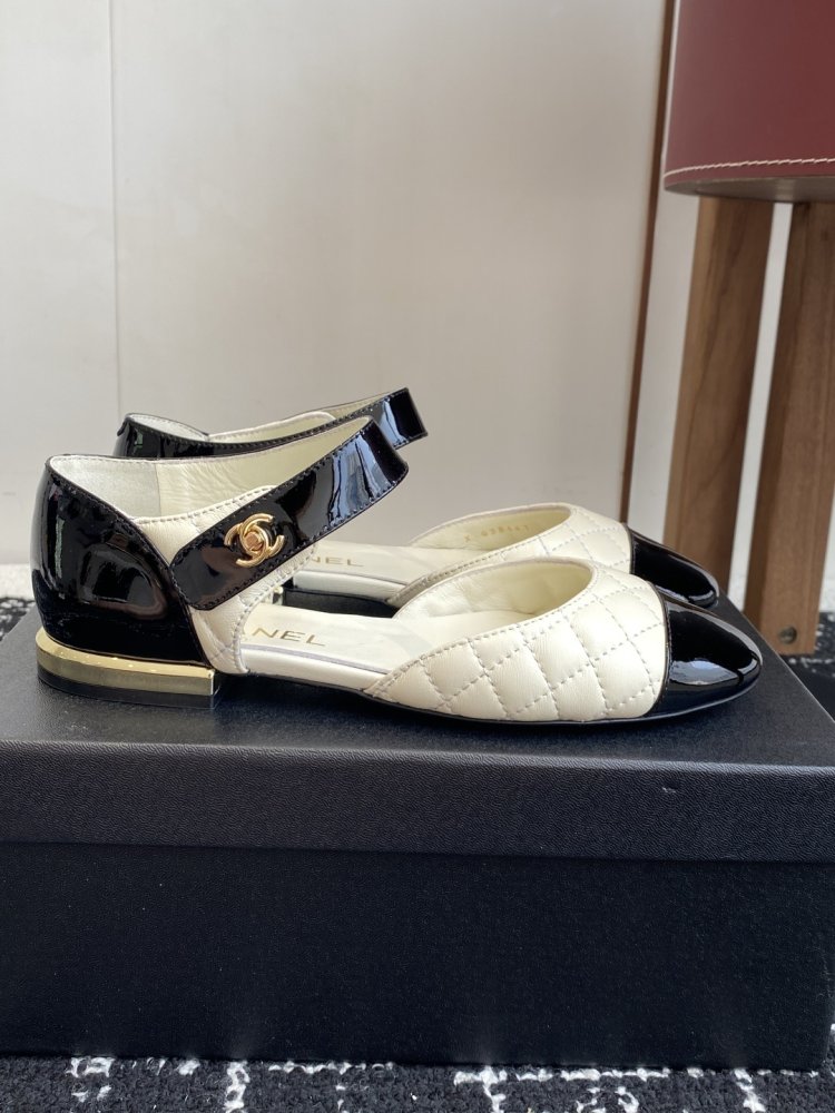 Босоніжки фото 2