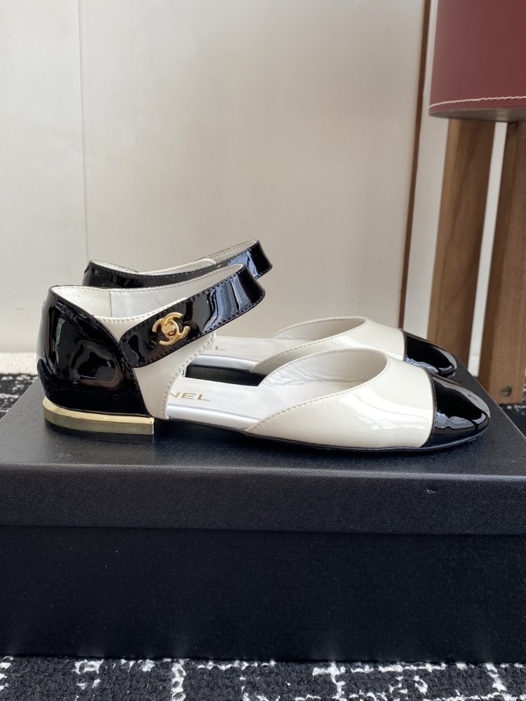 Босоножки фото 2