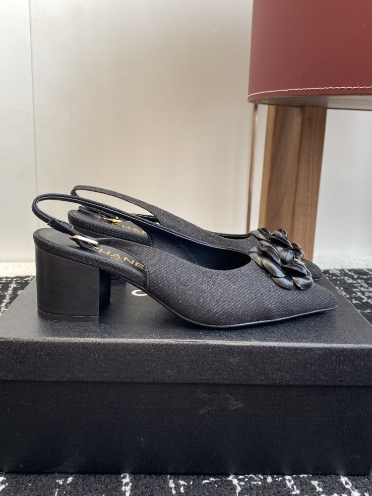 Босоножки фото 2