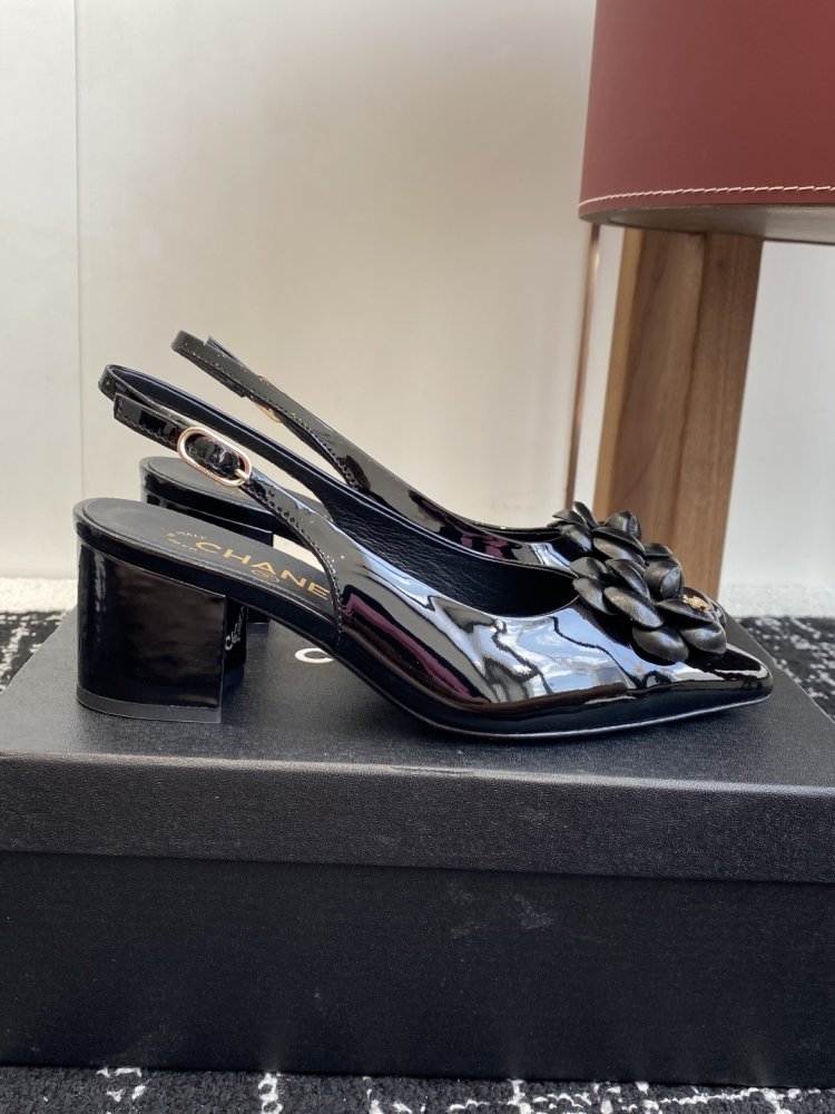 Босоножки фото 2