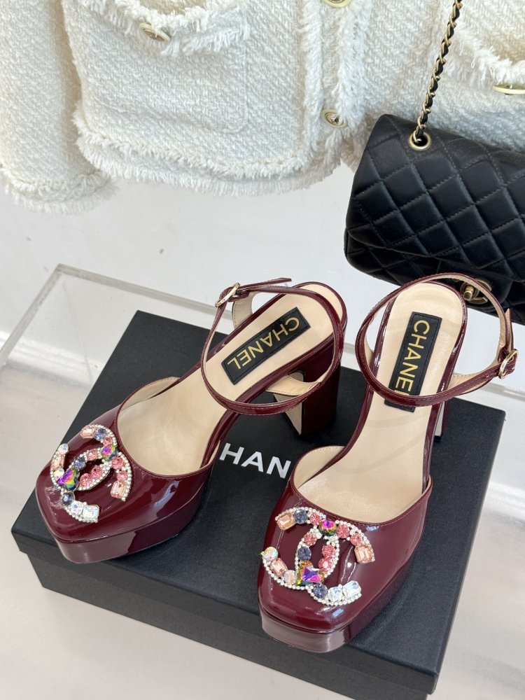 Босоніжки фото 2