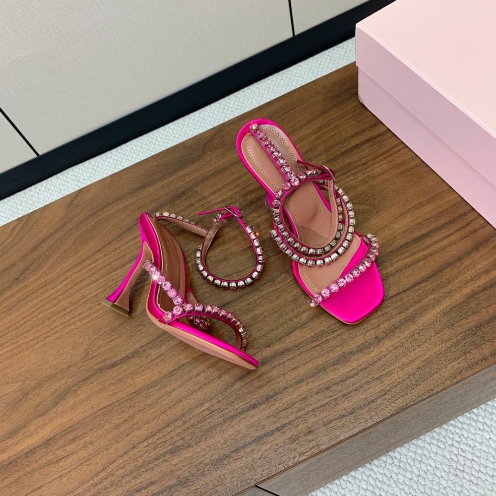 Босоножки фото 2