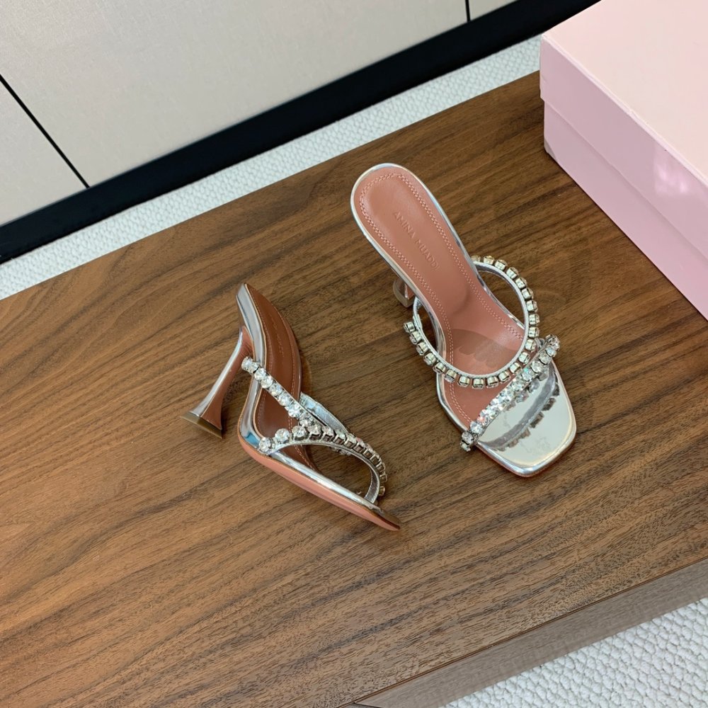 Босоножки фото 2