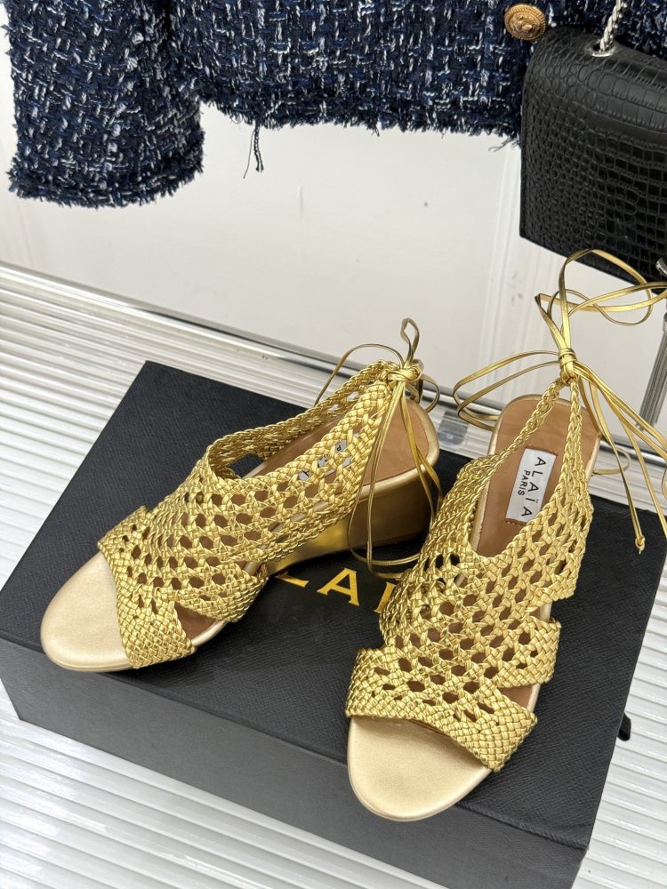 Босоніжки фото 2