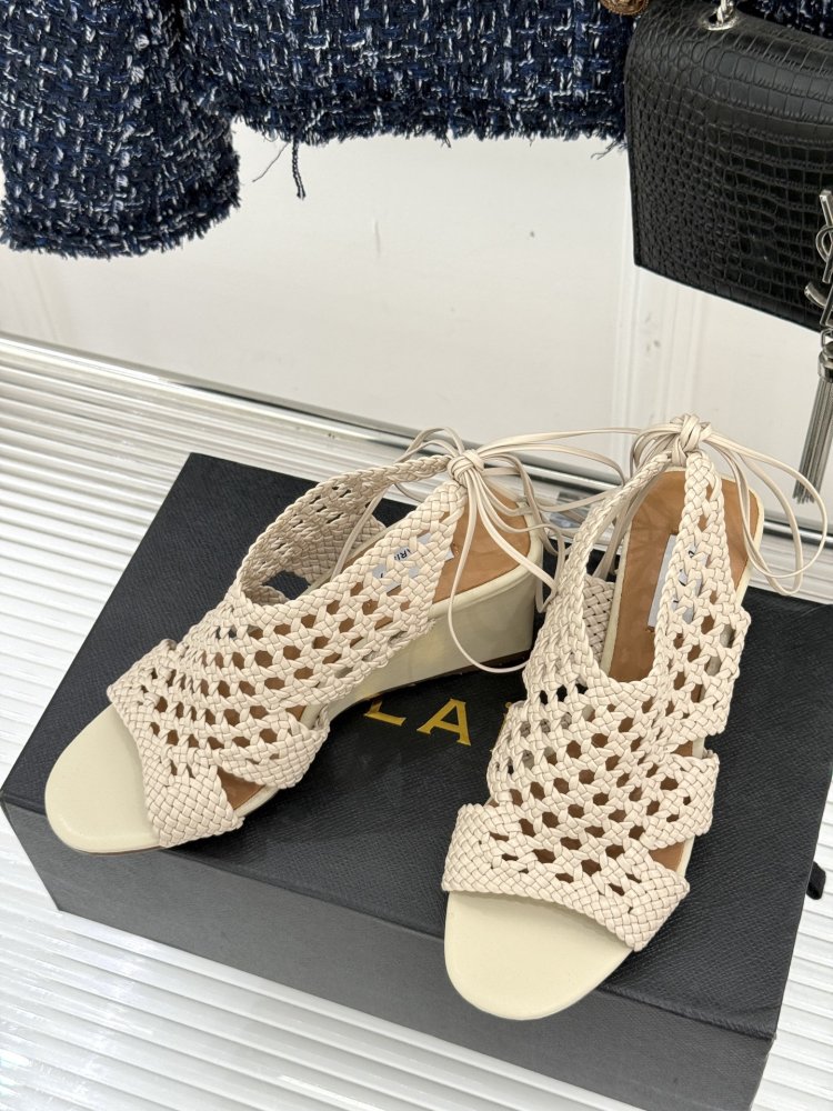 Босоніжки фото 2