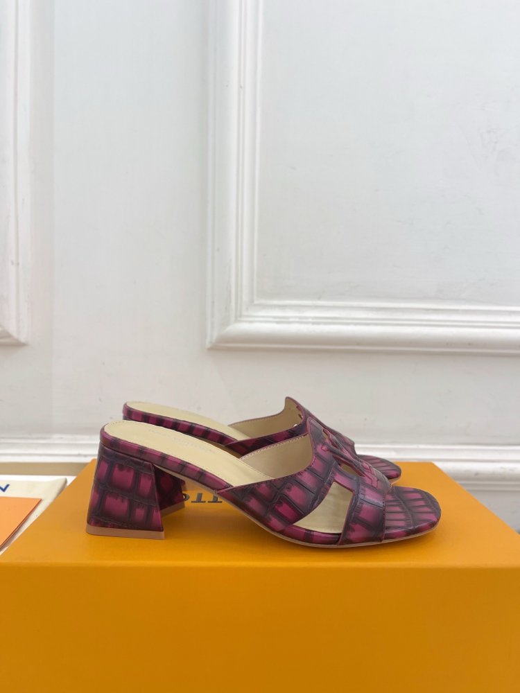 Босоножки фото 2