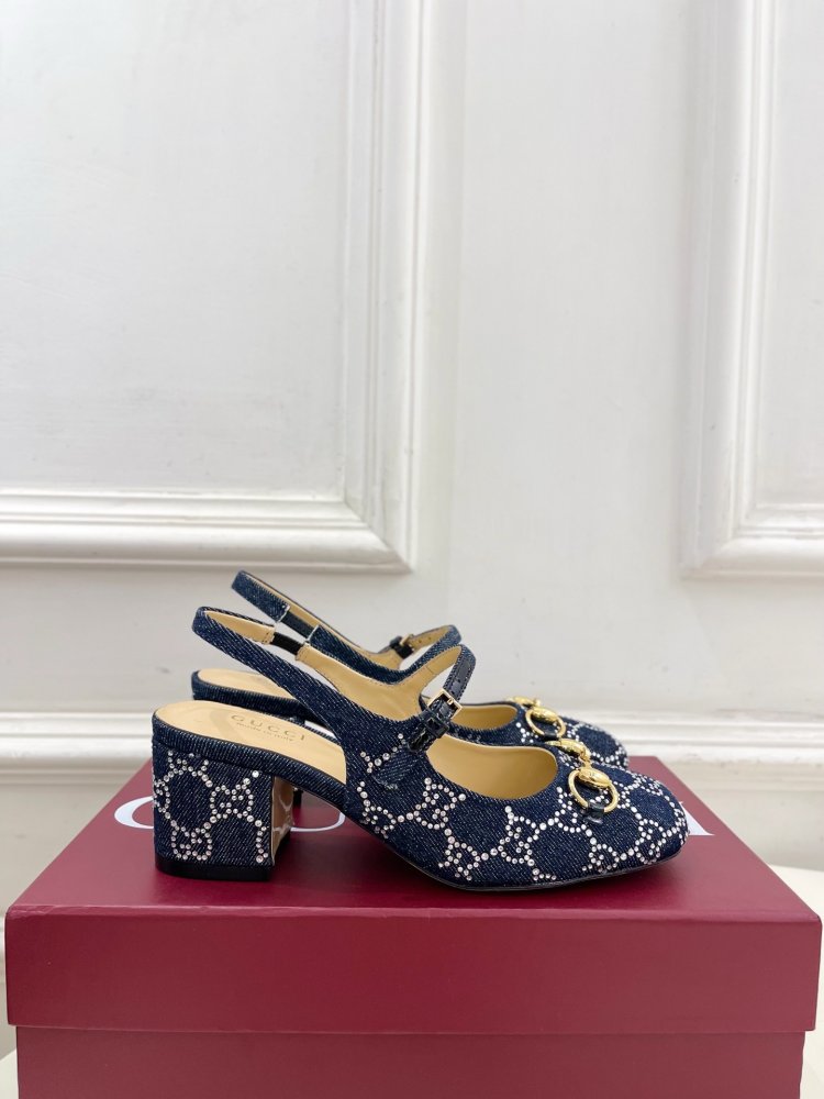 Босоножки фото 2