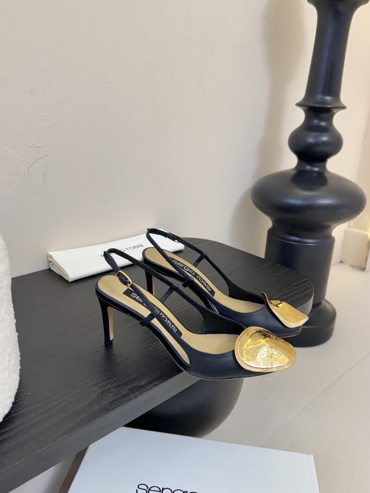 Босоножки фото 2