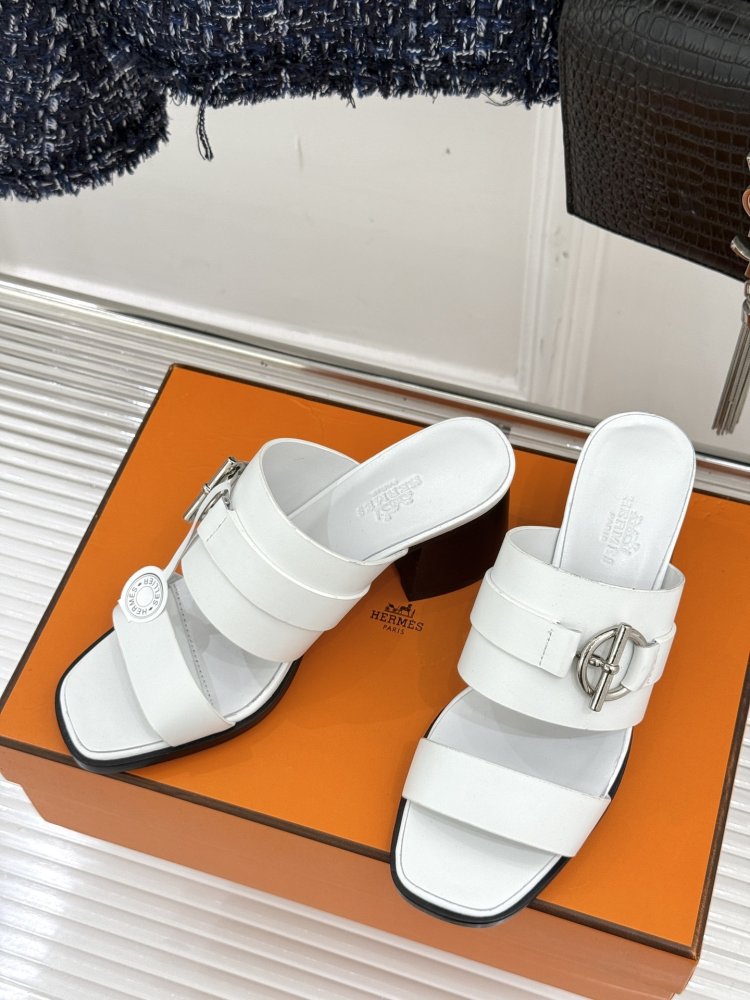 Босоніжки фото 2