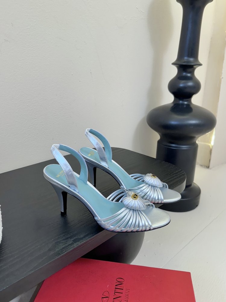 Босоніжки фото 2