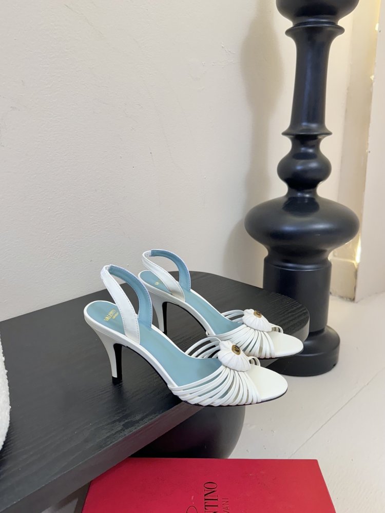 Босоніжки фото 2