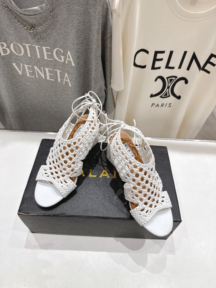 Босоніжки фото 2