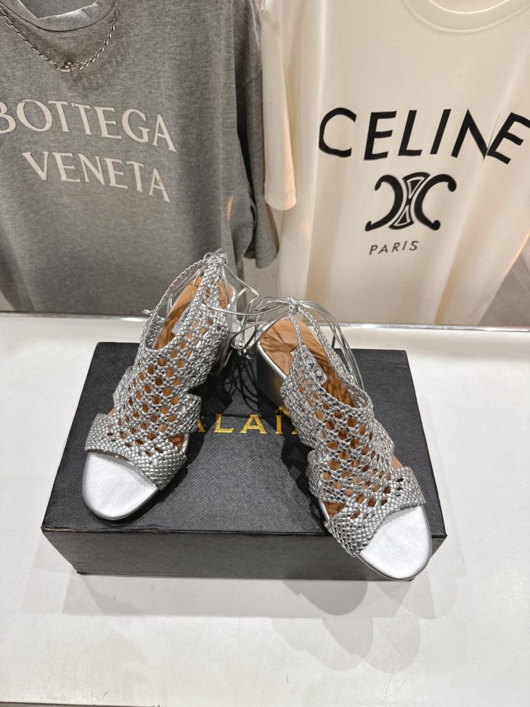 Босоніжки фото 2