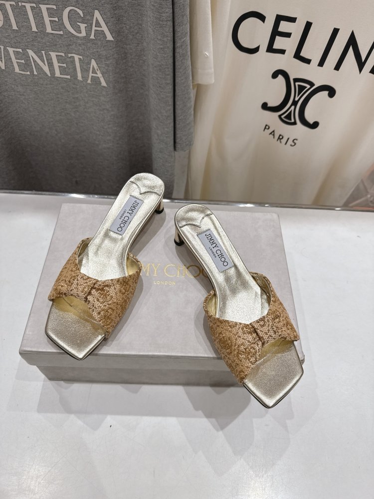 Босоножки фото 2