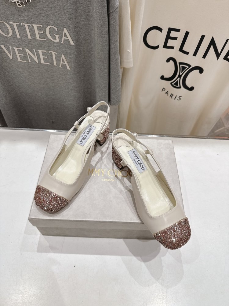 Босоножки фото 2