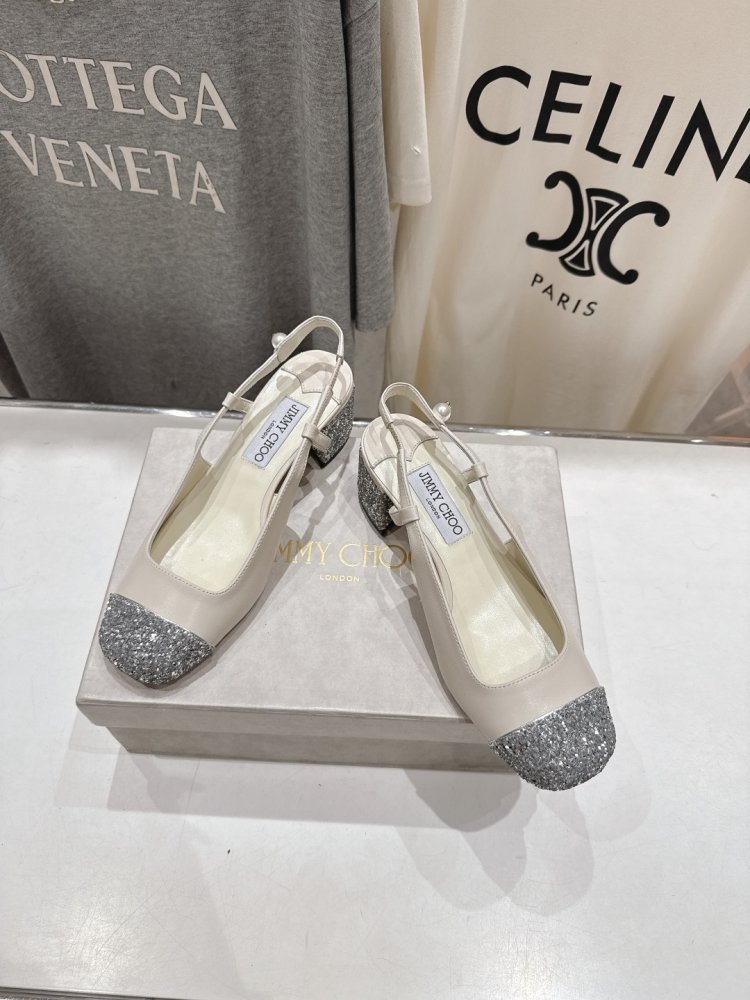 Босоножки фото 2