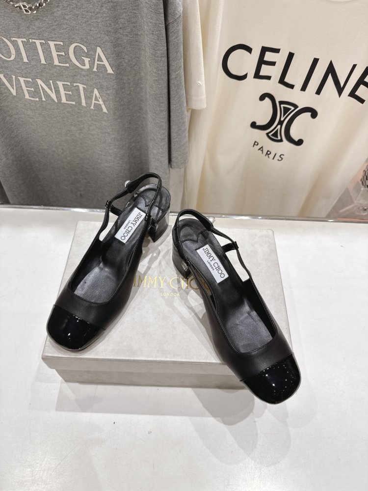 Босоножки фото 2