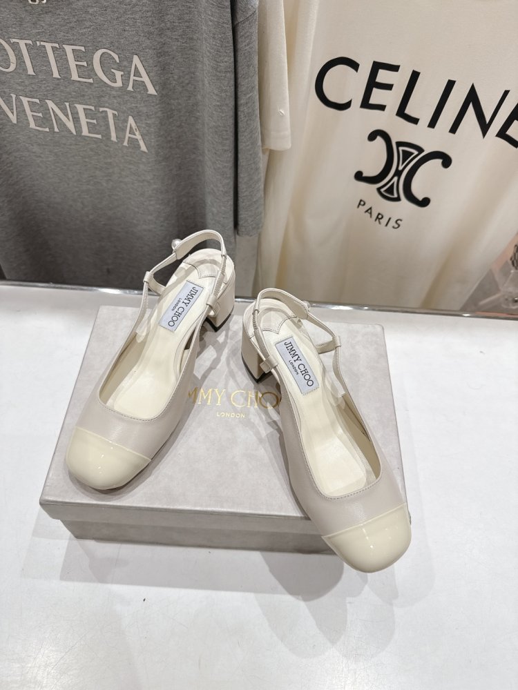 Босоножки фото 2