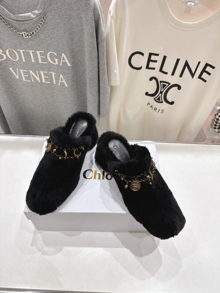 Босоножки фото 2