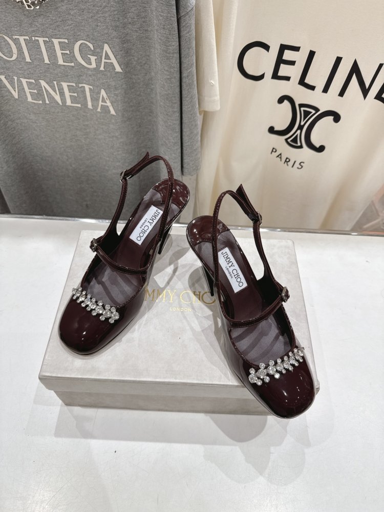 Босоножки фото 2