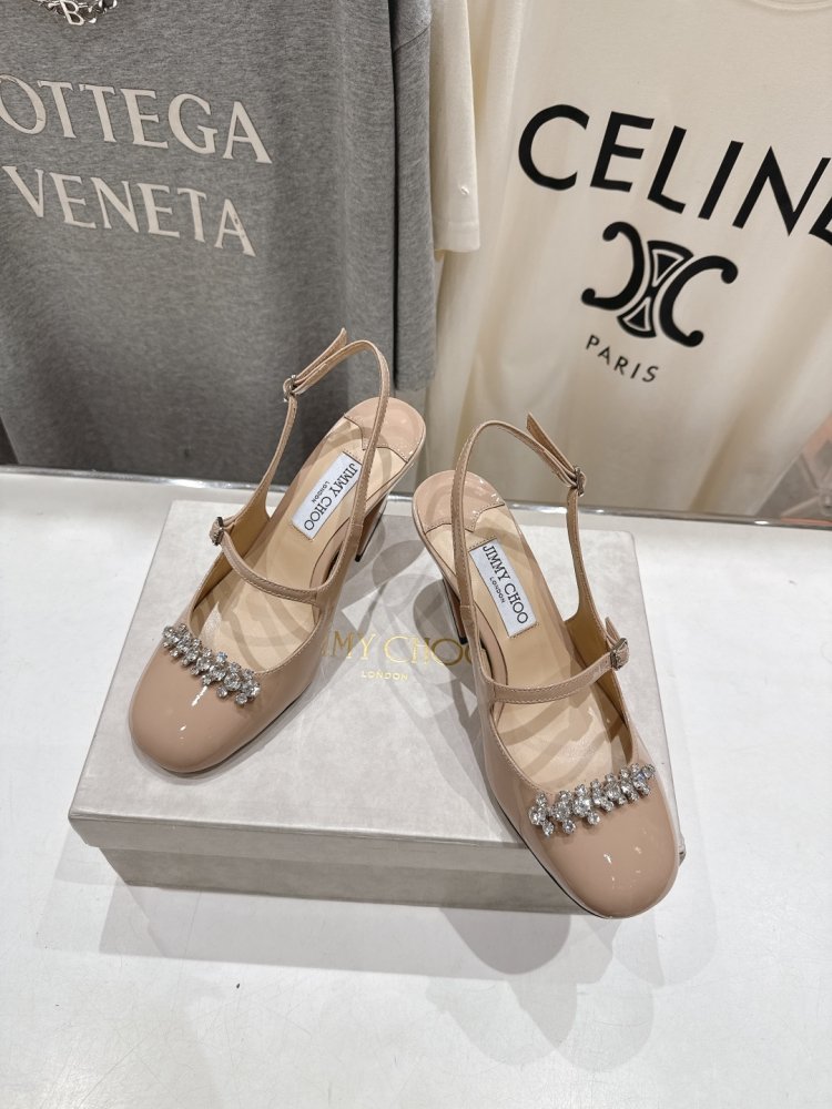 Босоножки фото 2