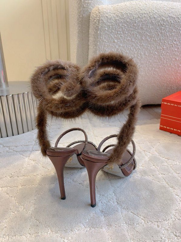 Босоножки фото 2