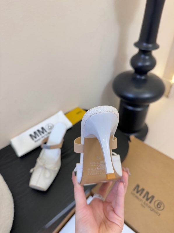 Босоножки фото 2