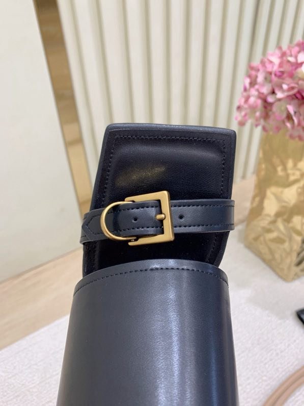 Босоніжки фото 2