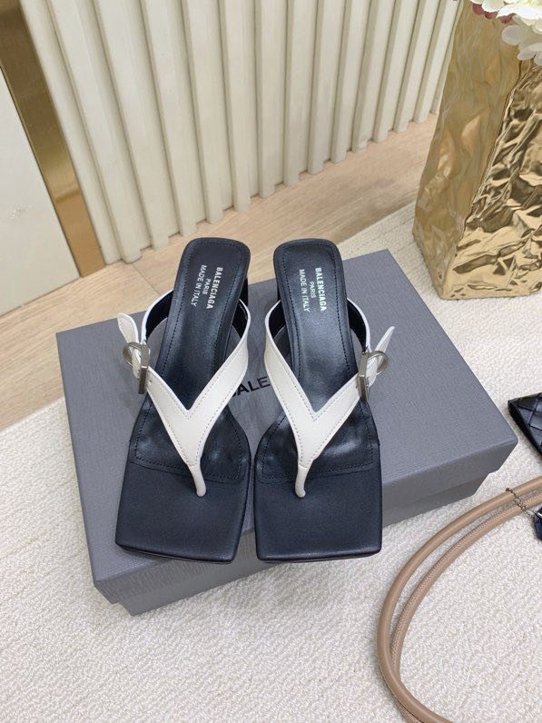 Босоножки фото 2