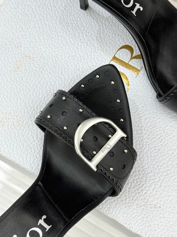 Босоножки фото 2