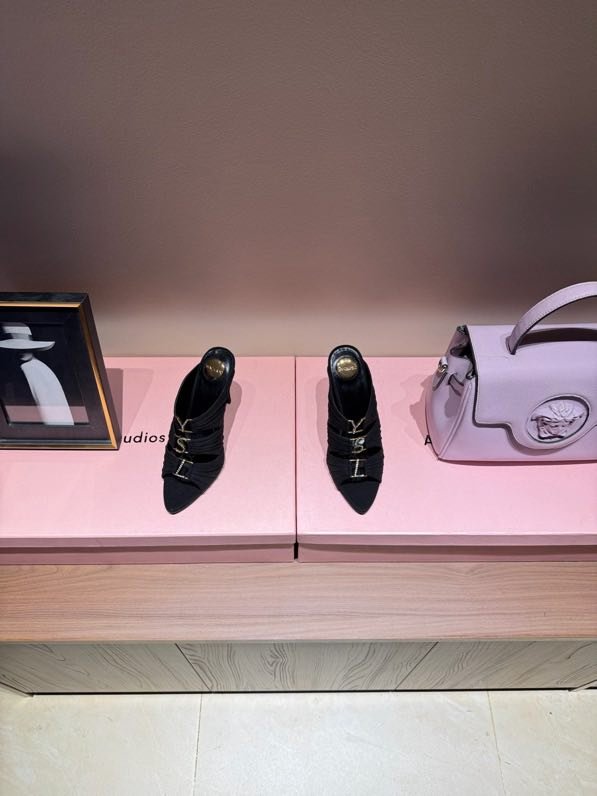 Босоножки фото 2