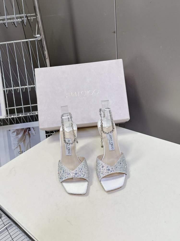 Босоножки фото 2