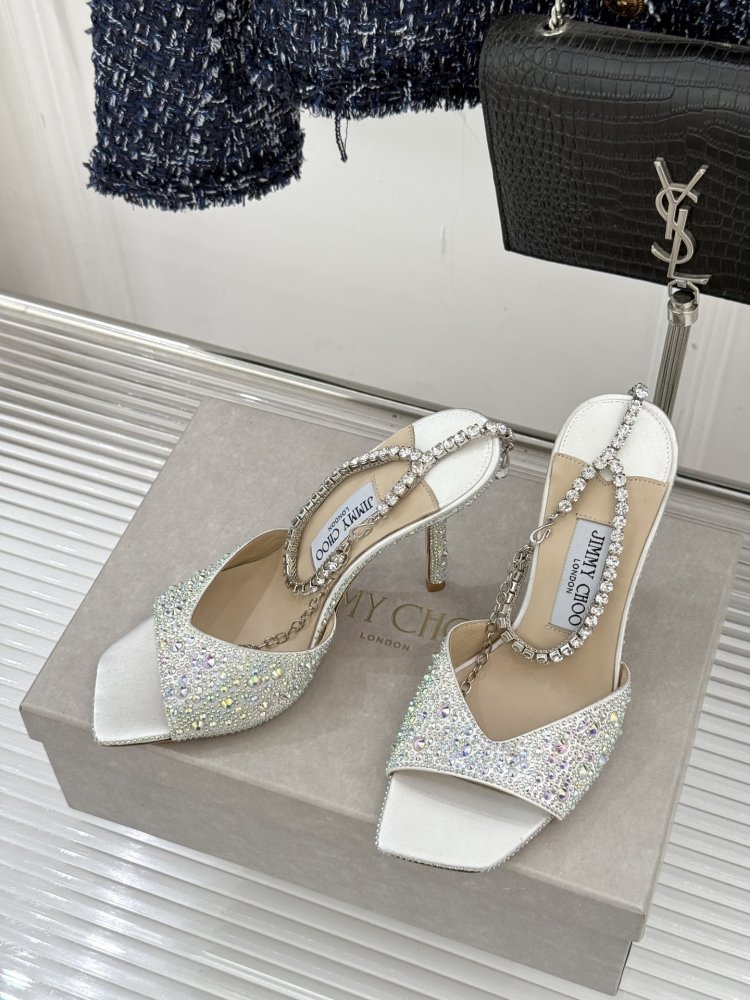 Босоножки фото 2