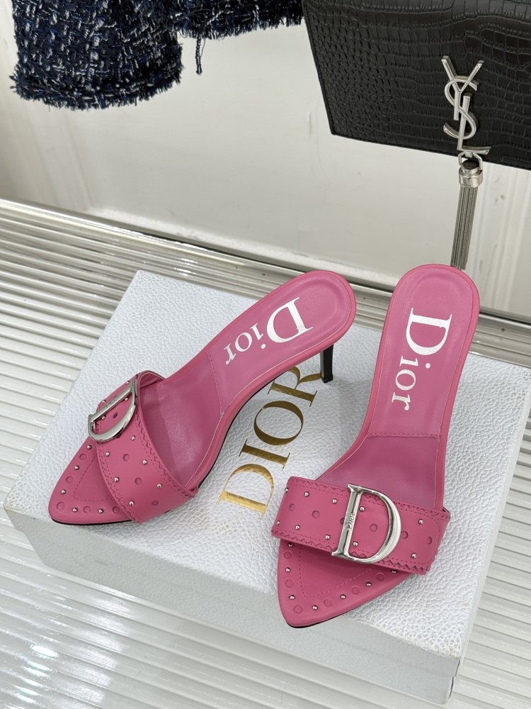 Босоножки фото 2