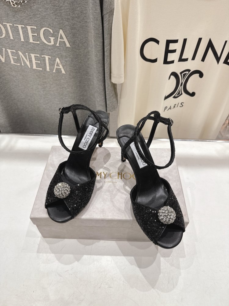 Босоножки фото 2