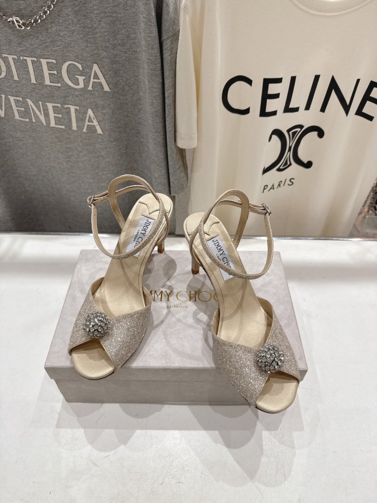 Босоножки фото 2